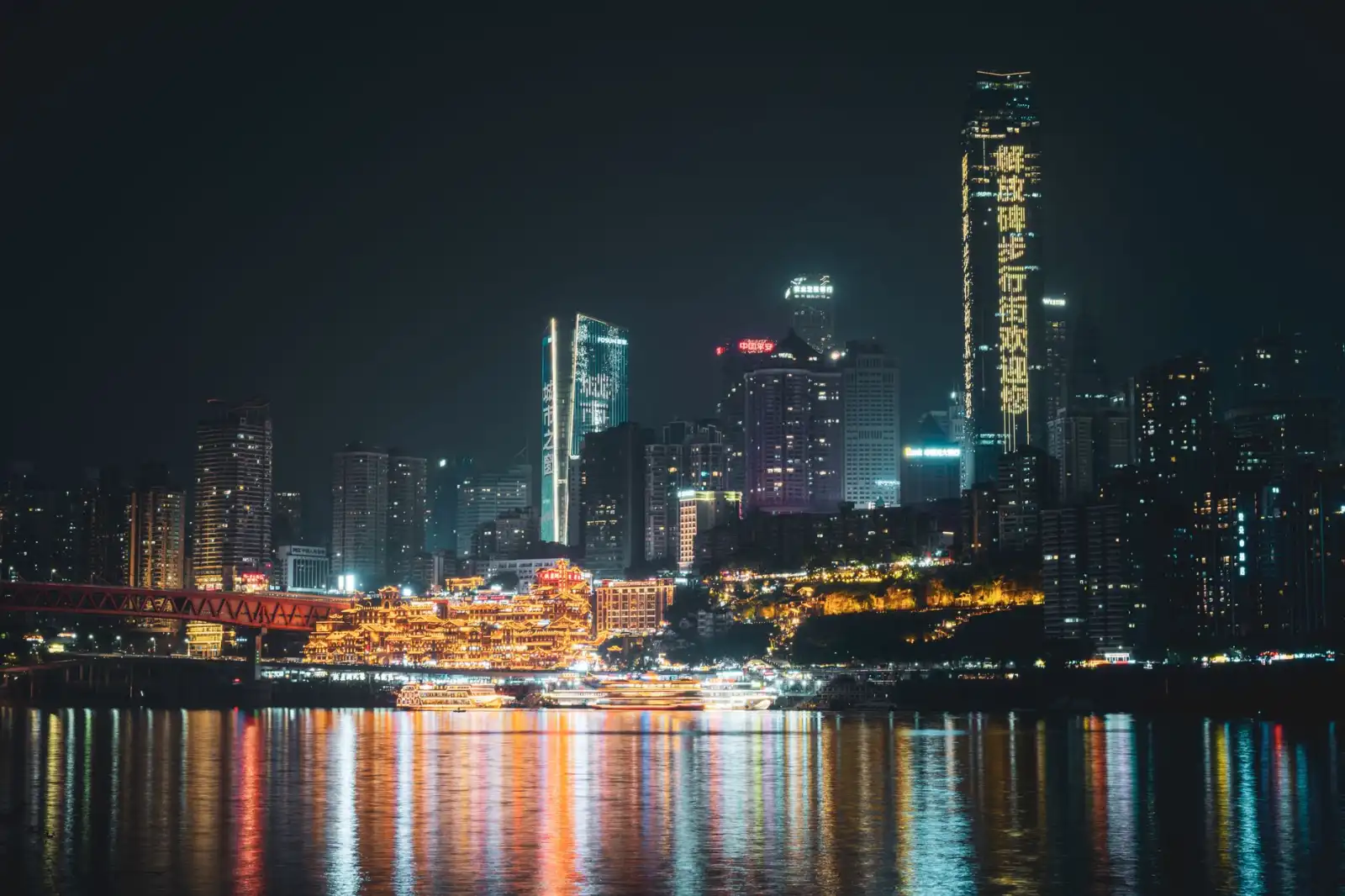 南昌图文设计公司如何选？对比汐瓜图文与常规广告制作商的印刷服务差异